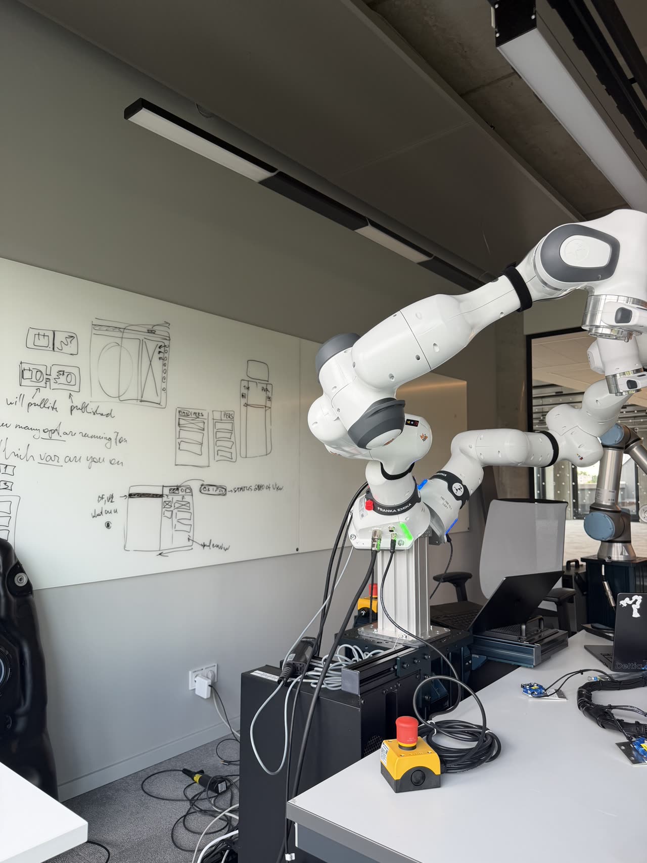 Our Franka Research 3 Duo and Universal Robots cell at Almetra (previously Deltia)