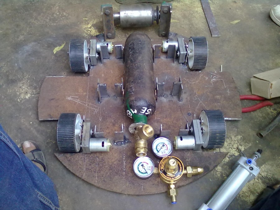 Drive train laid out on the base plate
